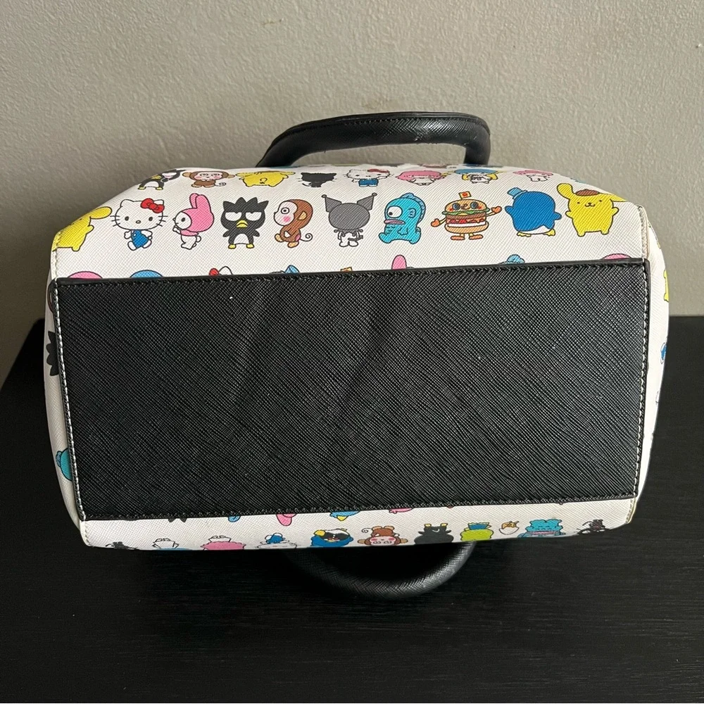 VERY RARE Loungefly loves Sanrio AOP Character Crossbody Purse Bag Satchel HEART